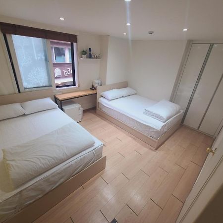 Moon Sun Guesthouse Seoul Exteriör bild
